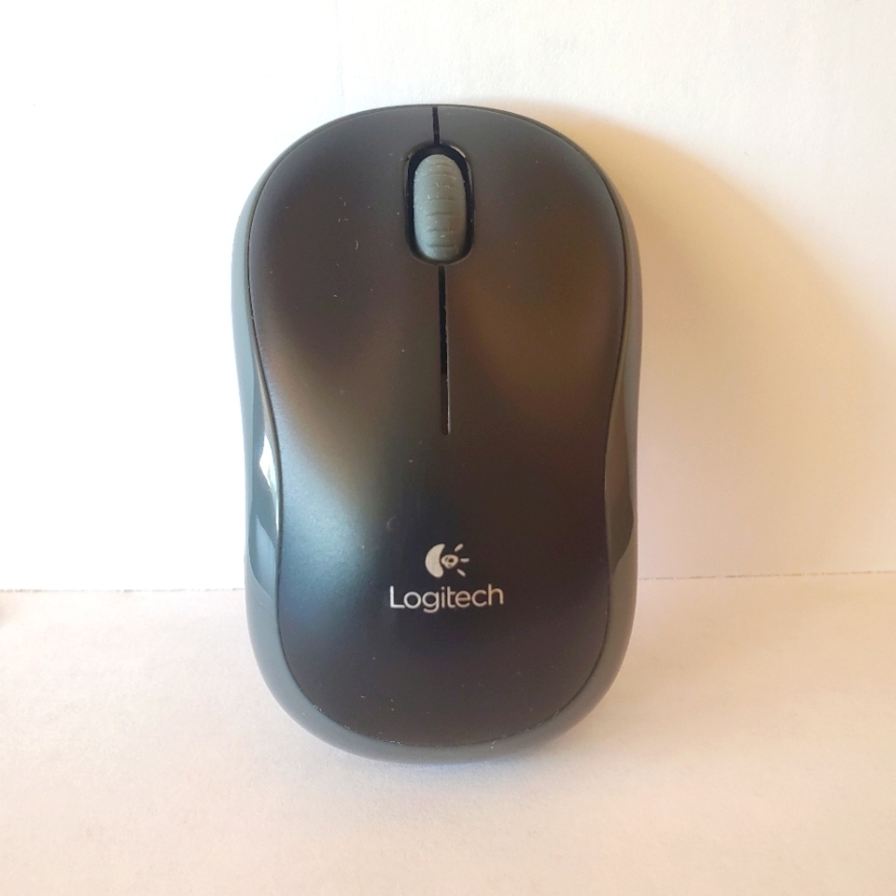 Logitech M185 Wireless Mouse: READ DESCRIPTION!!!